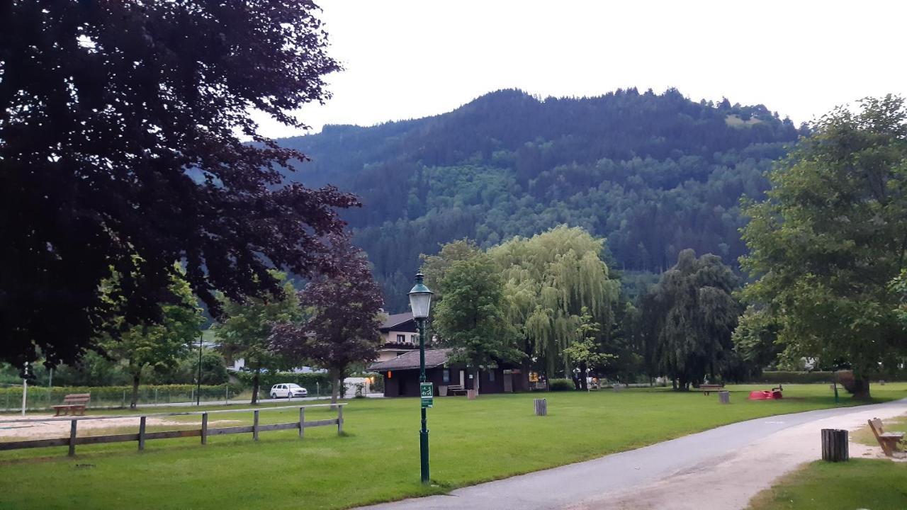 Wildente Am See Maishofen Exterior foto